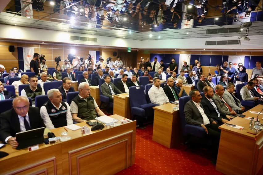 AK Parti Muğla İl Başkanı Cengizhan Güngör, Sektör Paydaşları Toplantısı'na Katıldı