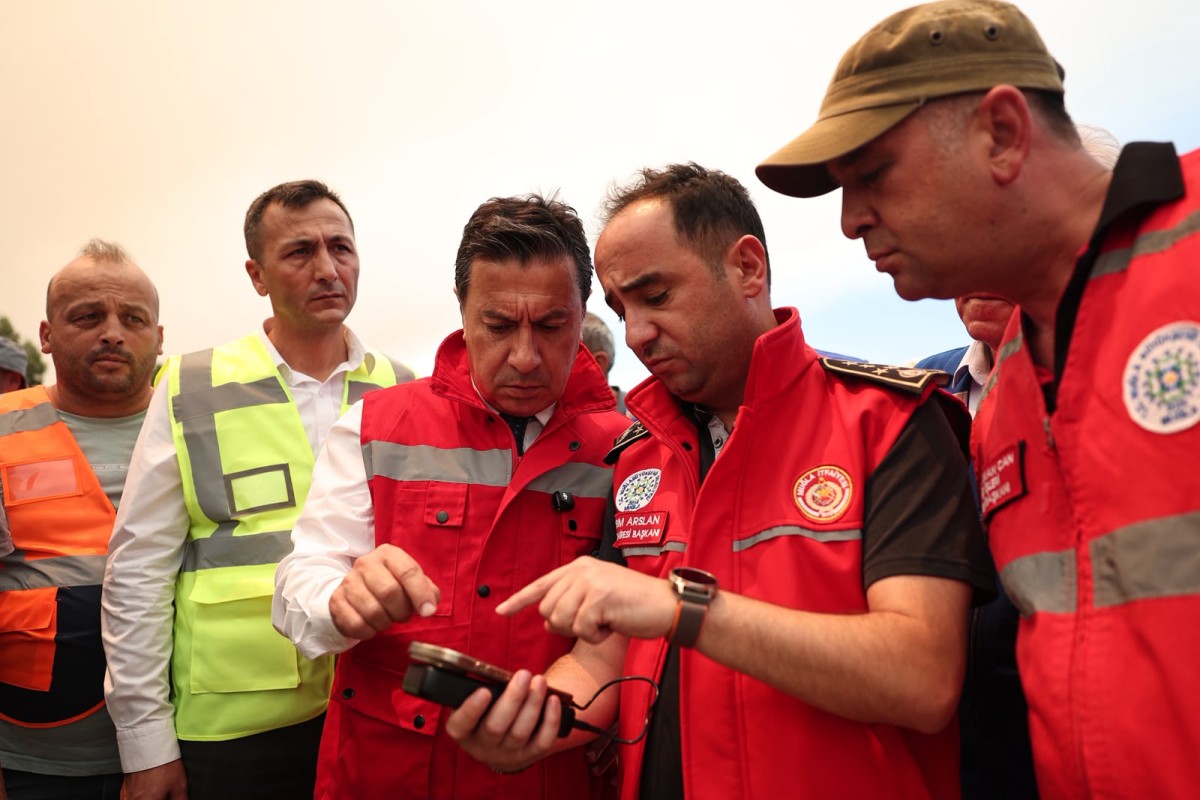 “Başkan Aras Seydikemer’de Yangın Bölgesinde”